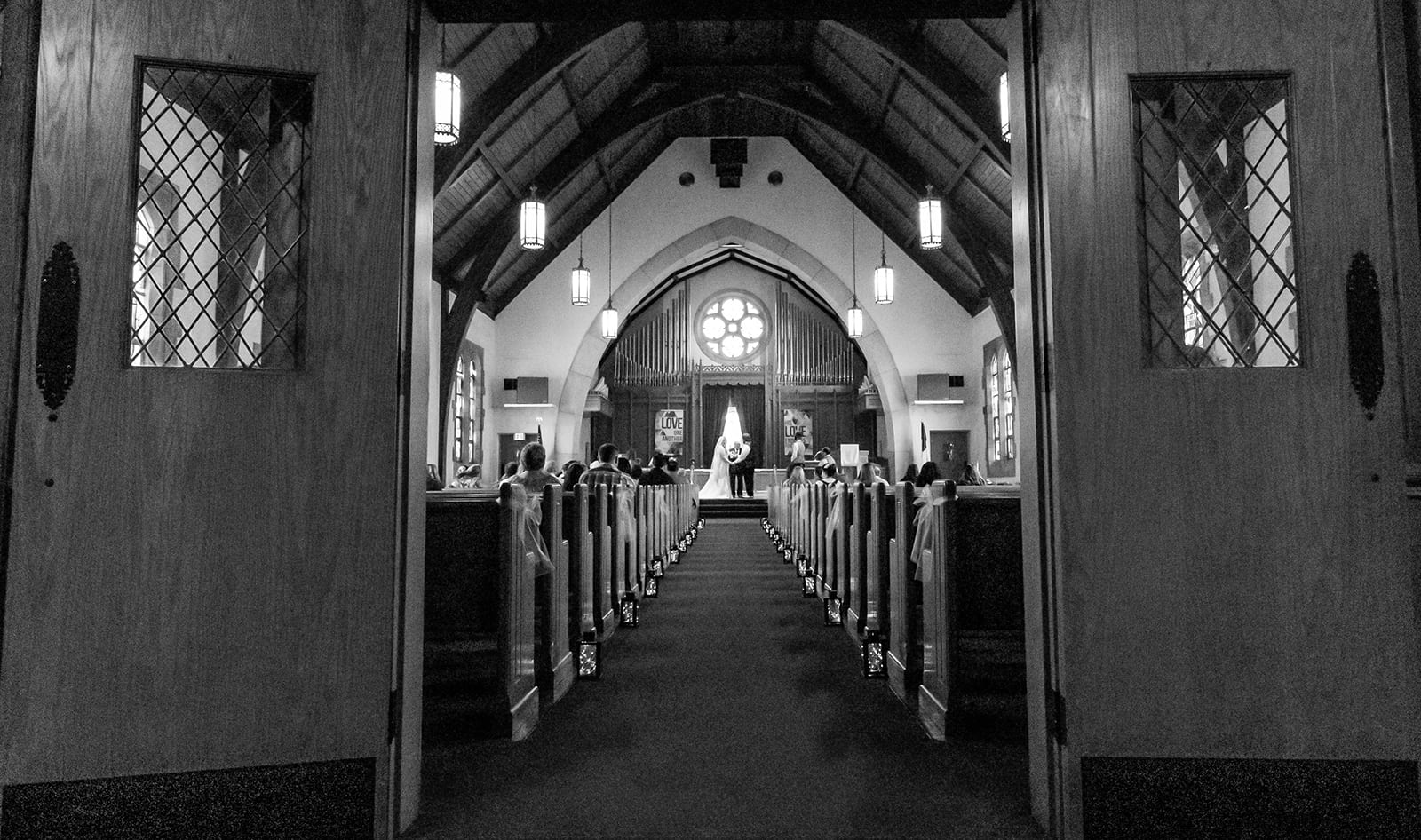 wedding at First Christian Church New Castle Indiana